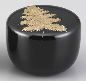 棗（なつめ）シダ沈金