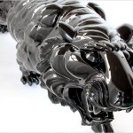 大きくて美しい総輪島塗の虎